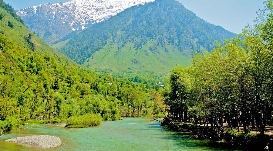 Betaab Valley